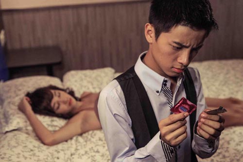 《成人记》热辣升级 乔乔吴俊余进酒店曝床照(图)