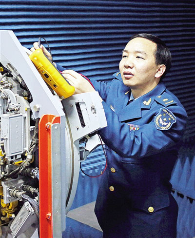 空军航电专家陈淑文:熔铸战机穿越的信息利剑