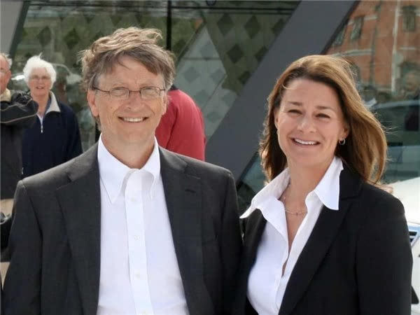 1,比尔盖茨和梅琳达盖茨夫妇(bill and melinda gates)净资产