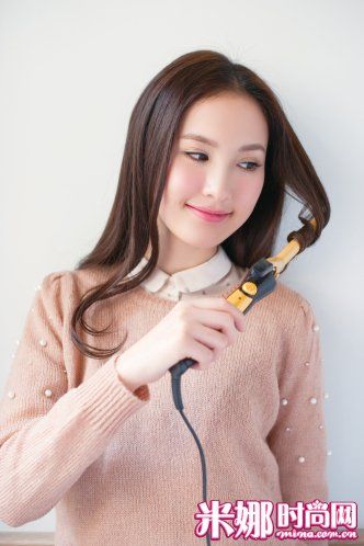 发型柔顺打造温柔女 瞬间抓住男生视线