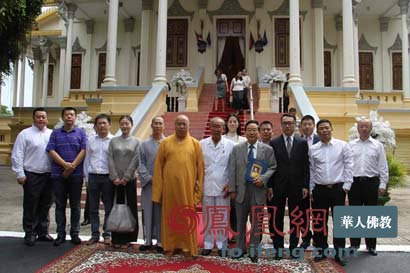 印顺法师受邀到柬皇宫为柬埔寨人民祈福消灾_佛教频道_凤凰网