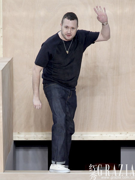 kimjones放弃louisvuitton男装设计师