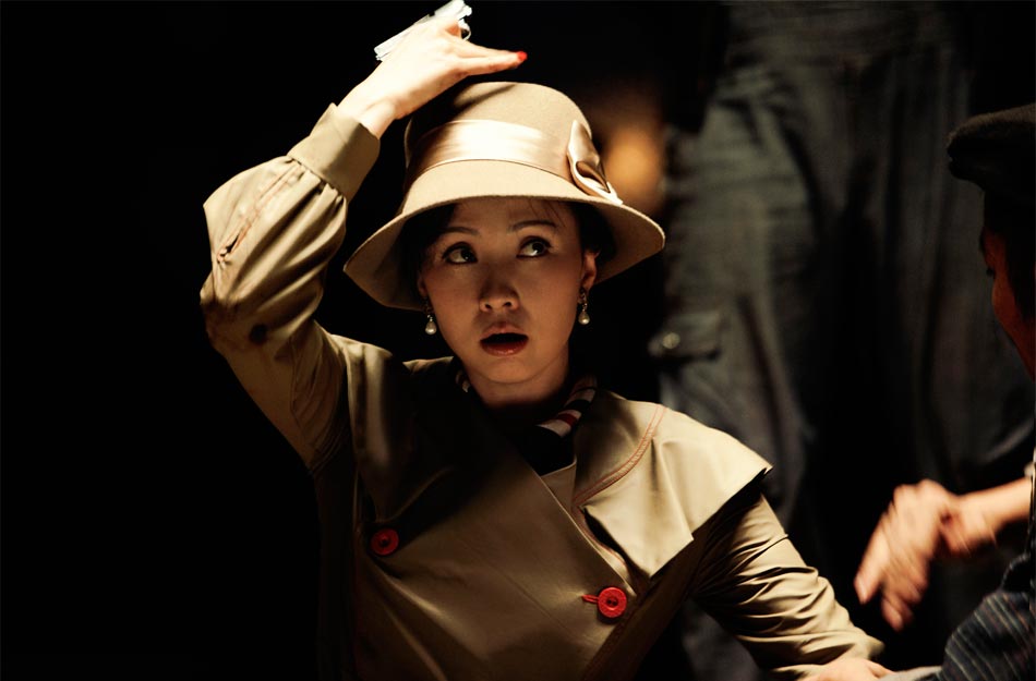 《黄金大劫案》公映倒计时 小陶虹爆代时装秀剧照[高清大图]