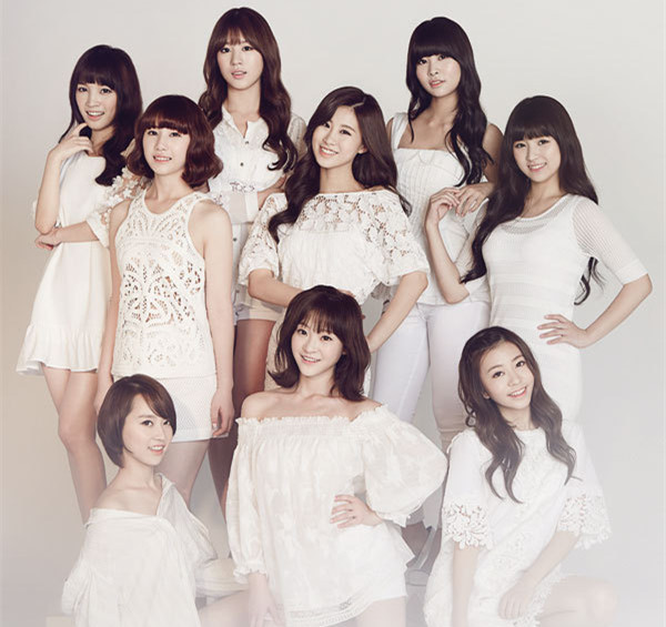 1/5近日,中国女团1931受韩国时尚杂志《@star 1》进行杂志封面的拍摄