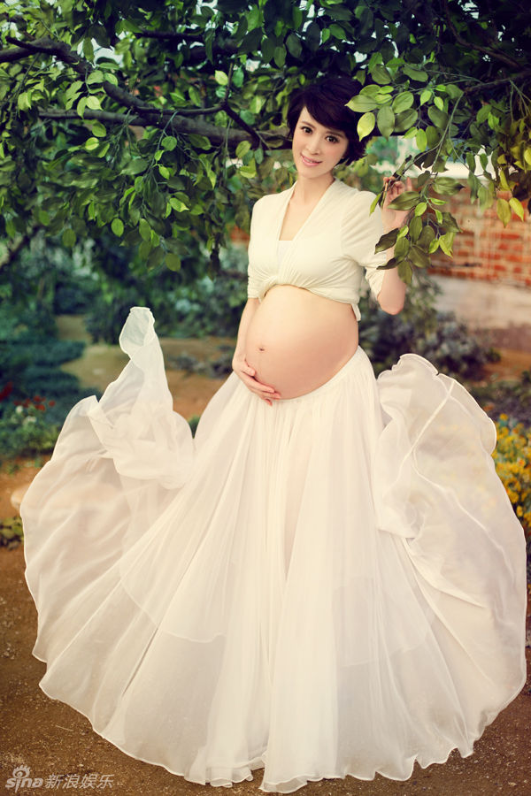 39岁金巧巧怀孕期间写真首曝光高清大图