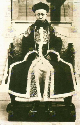 胡适拜谒宣统:我喊他皇上 | 凤凰副刊|胡适|宣统皇帝|溥仪_凤凰读书