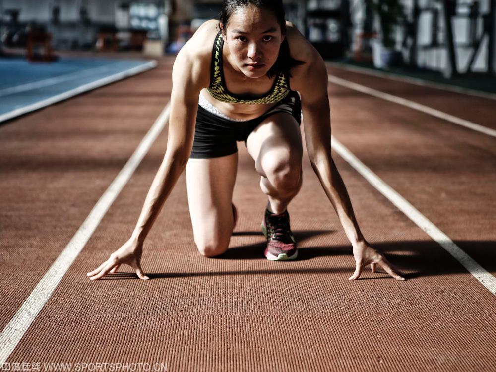 谁说田径无帅哥美女! 中国田径队写真大片秒杀眼球
