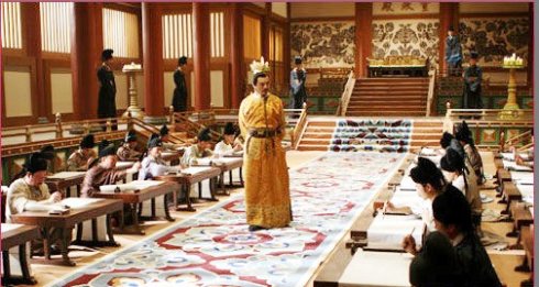 古代科举考试殿试前三名的名称依次是什么?-古代科举考试中在殿试上考中的进士,前三名分别叫什么?