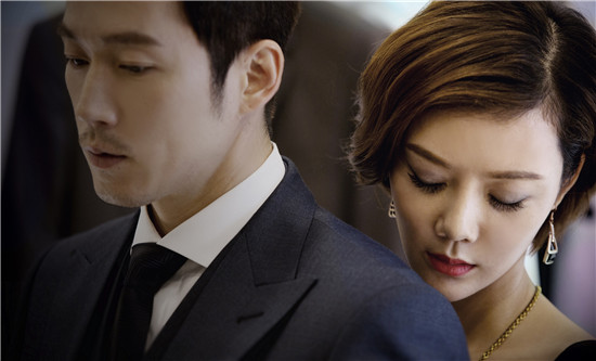 凤凰娱乐讯 由麦咏麟执导,任达华,霍建华,张赫,热依扎,车晓,高捷,连凯