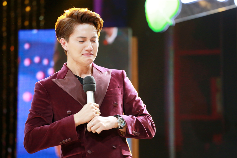 兄弟情深小五泪别天天向上三分钟独白深情