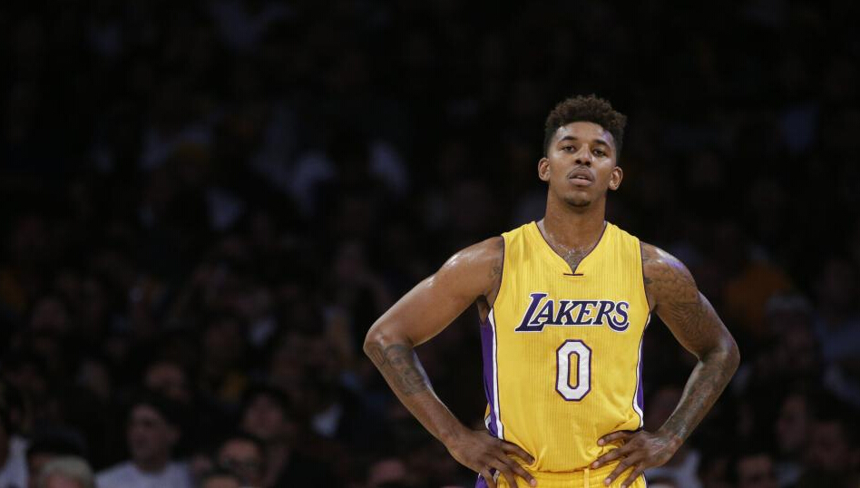 尼克-杨无所谓是否被湖人交易 他想去季后赛球队