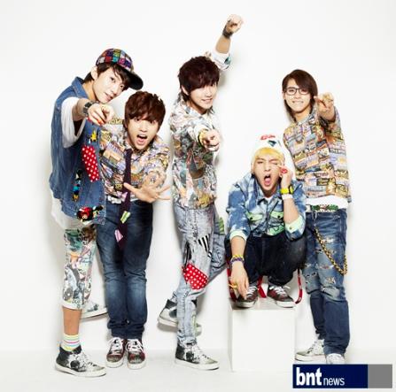 脱去新人头衔,以更加成熟的面貌回归歌坛的韩国偶像组合b1a4(成员:真