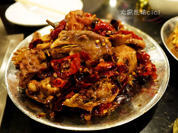 锦州烧烤吃不腻 一吃就爱上 爱上就戒不掉