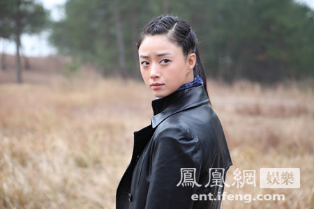 蒋欣饰徐一航由实力派演员靳东,蒋欣,陈龙等人主演的电视剧《箭在弦上