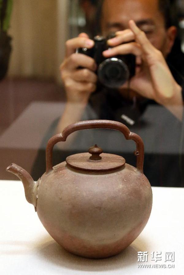 南京瑰宝南京博物院南京市博物馆紫砂茶具精选展在港举行图