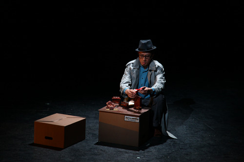 赵立新《枕头人》首演爆满 被赞堪比百老汇