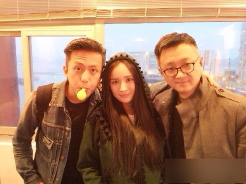 杨幂和邓超,俞白眉合影(1 /6张)