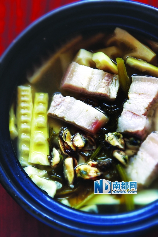 深山苦笋煲.