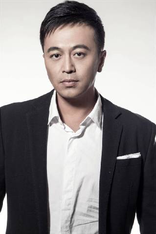 《战地狮吼》开播 陈颢文接拍新戏"政委变律师"