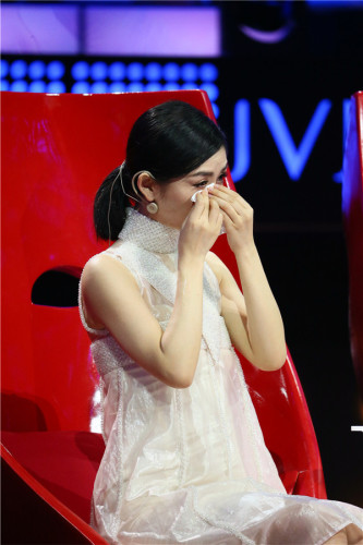 谢娜哽咽失控落泪 网友替张杰喊心疼