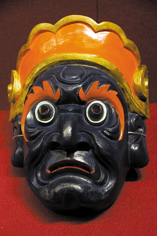 傩戏傩面具艺术展亮相广州博物馆