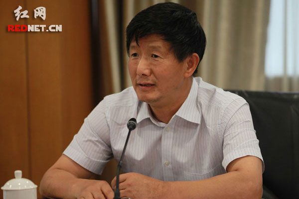 (建行总行副行长胡哲一出席工作汇报会并讲话.