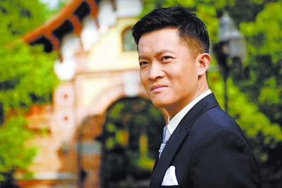 但杨志刚透露,明年再合作拍一部年代传奇大戏,之后他就会离开哥哥单飞