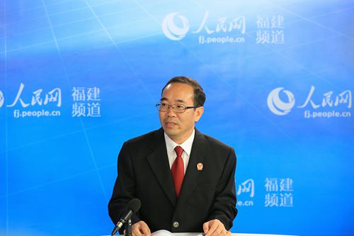 漳州市中院院长吴钟夏专访比学赶超中彰显法治精神