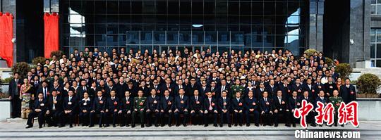 罗布顿珠当选西藏昌都市委书记|罗布顿珠|佘兴宇_凤凰资讯