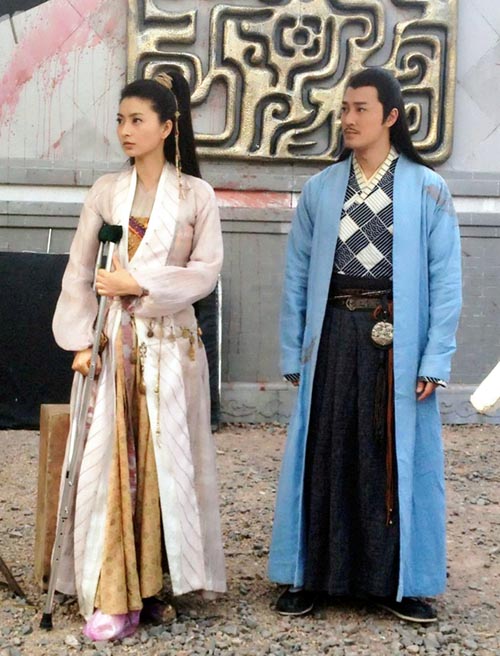 斓曦,张晓龙,郑则仕,刘雪华等主演的3d武侠剧《陆小凤与花满楼》,正在