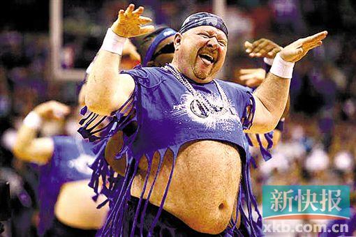 nba啦啦队即将进入男人时代