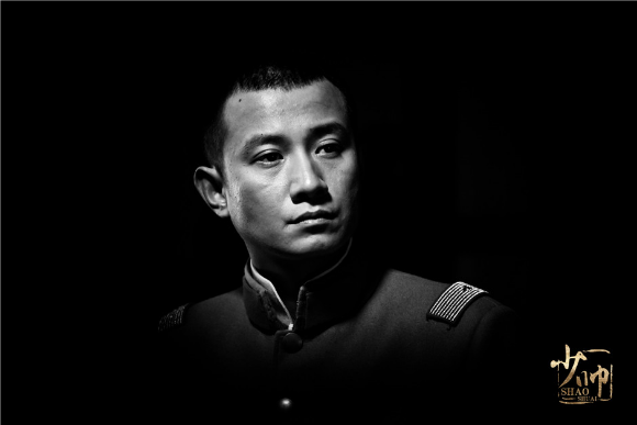 正如剧中张学良自白道"我始终是国家至上,民族至上",正是这份坚定让他