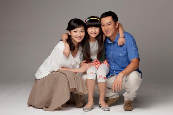 张嘉译沧桑中见妩媚岁月是最好的整形师