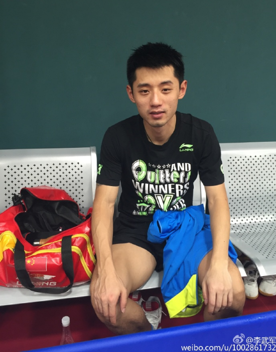 李武军表示:"训练结束之后,见到大汗淋漓的张继科,感觉他又消痩了许多