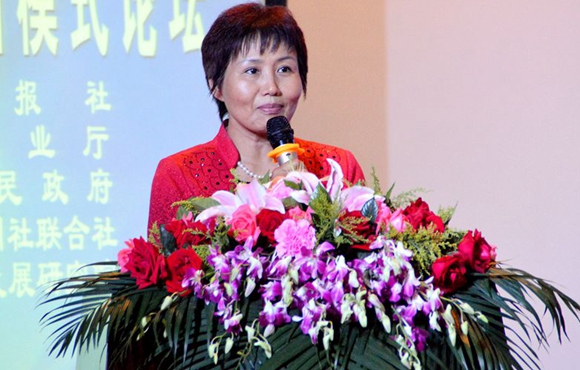 周燕华:小额信贷为海南打造农业经济王牌提供动力