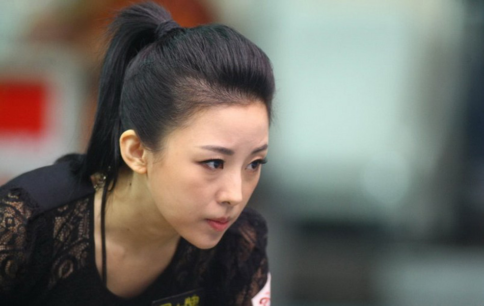 中国9球军团悉数登场,"九球天后"潘晓婷7-0横扫晋级胜部第三轮.