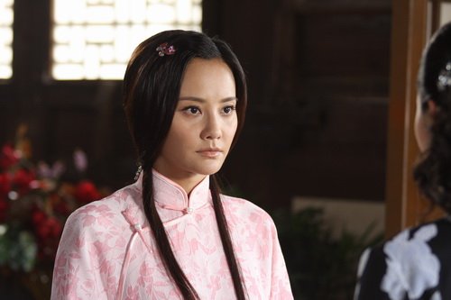 《谁知女人心》演宫心计 马雅舒心善被人欺