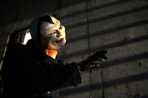 偶像联袂出演的国内首部日式恐怖电影《怨灵人偶3d》将于暑期档登陆全