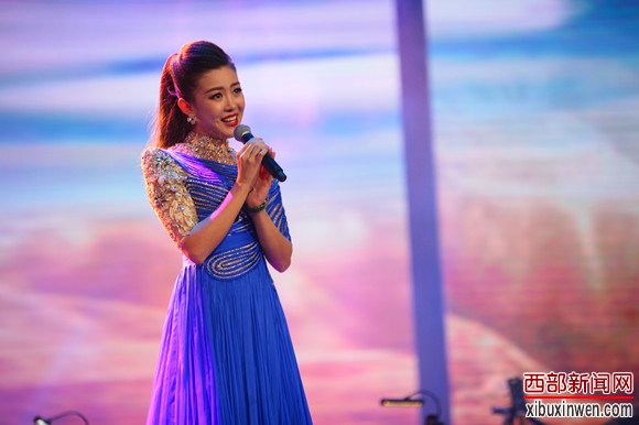 刘和刚演唱会全程电声乐队伴奏开创民歌先河