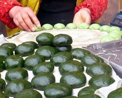 生活岳西毛香粑 岳西毛香粑是安徽省安庆市岳西县的