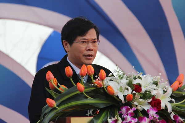 中共余杭区委书记徐立毅致辞