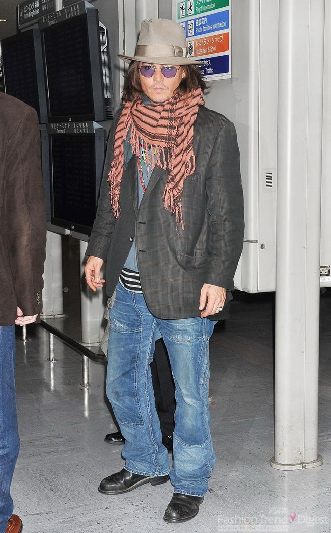 《加勒比海盗:陌生的潮汐》莫斯科首映式上,约翰尼·德普(johnny depp