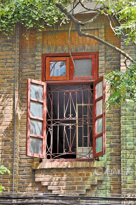 太平横巷民居的窗户