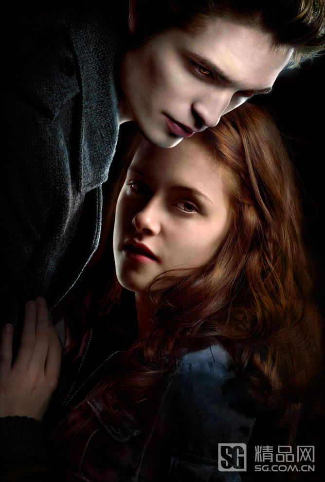 加入永生的吸血鬼行列,这部现代吸血鬼爱情故事的终结篇《暮光之城