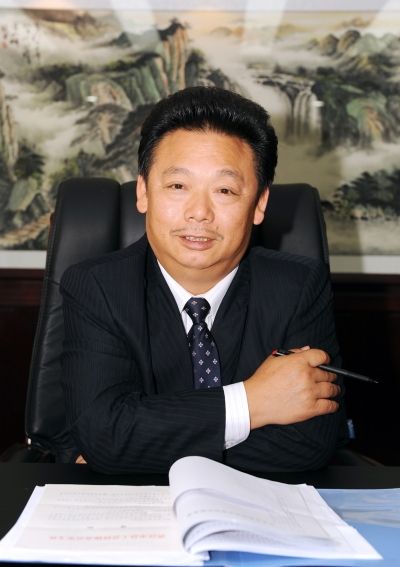 心怀梦想  创造卓越彭明权 湖北中烟工业有限责任公司总经理敢为天下