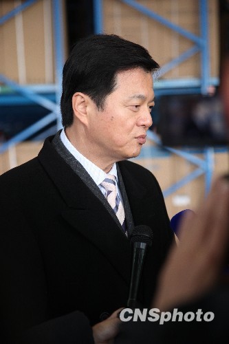 通讯前台北县县长周锡玮的画坛新生活