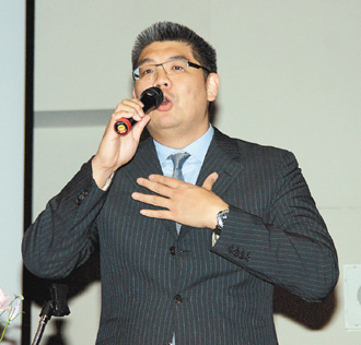 连战儿子连胜文:追求梦想不能牺牲健康和家庭