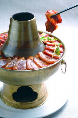 五味馋驴:青城特色全驴宴_凤凰网