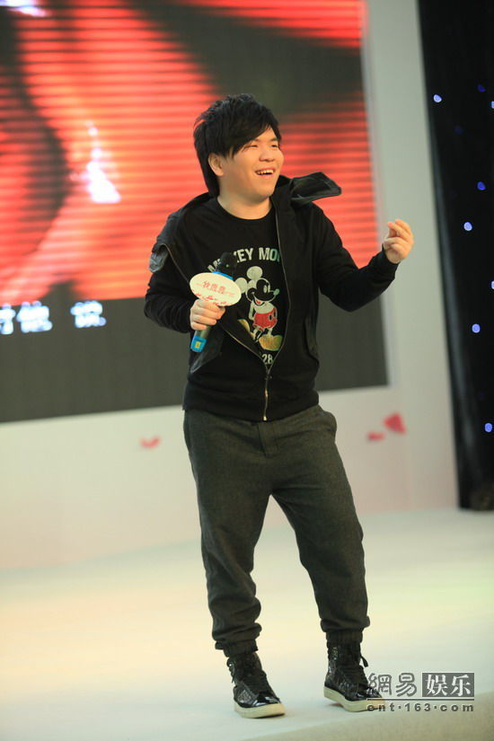 常石磊情人节单曲mv首播为电影我愿意献唱