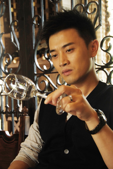 《亲爱的回家》"虐爱" 蒋毅演绎腹黑男大获肯定